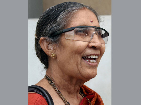 Modi Wife's 'Secret' Visit To Telangana!